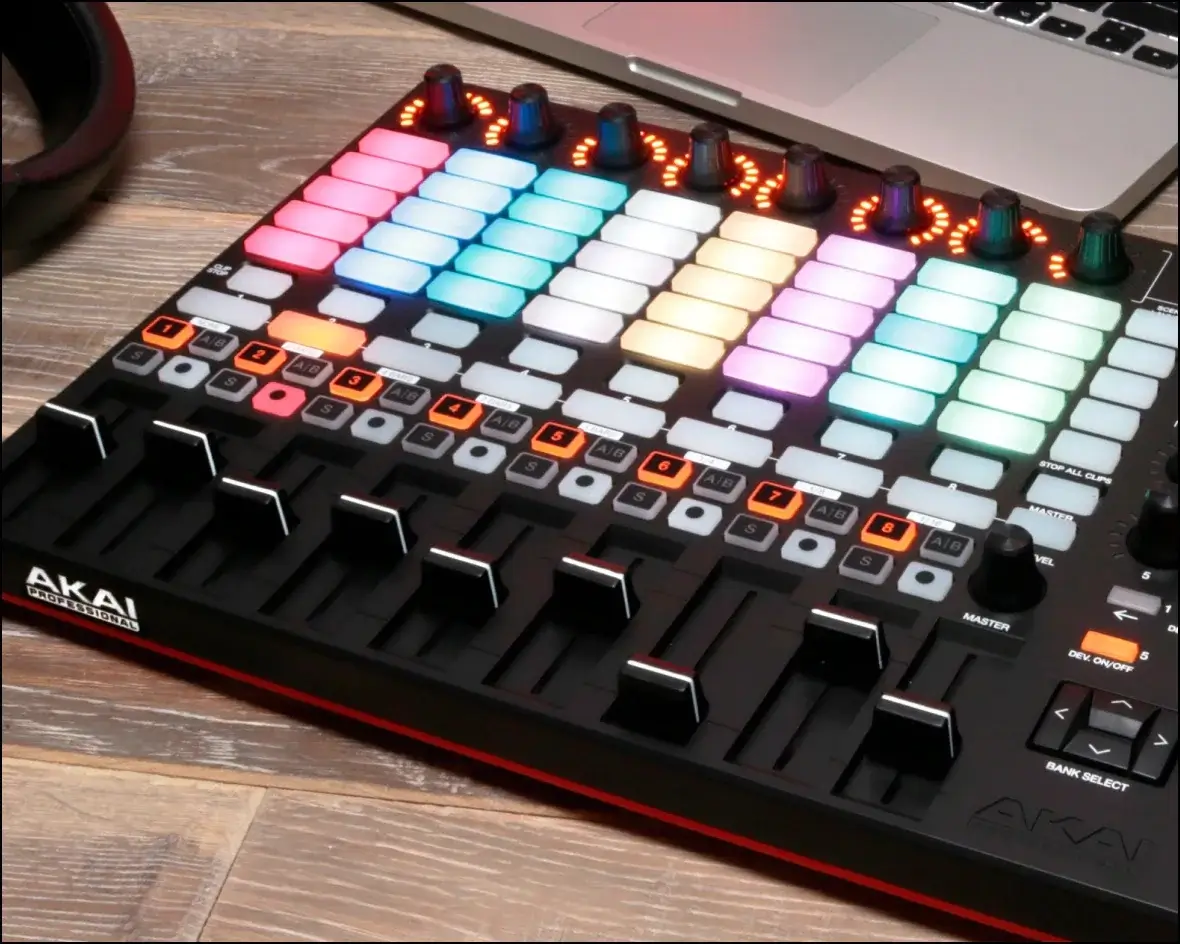 Akai MPC Key 61