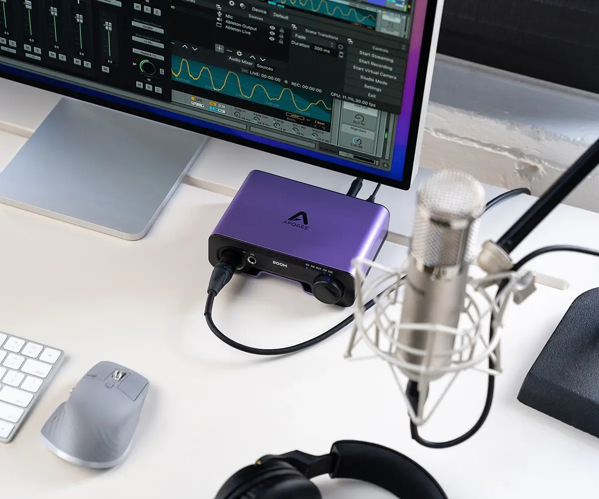 Apogee Boom